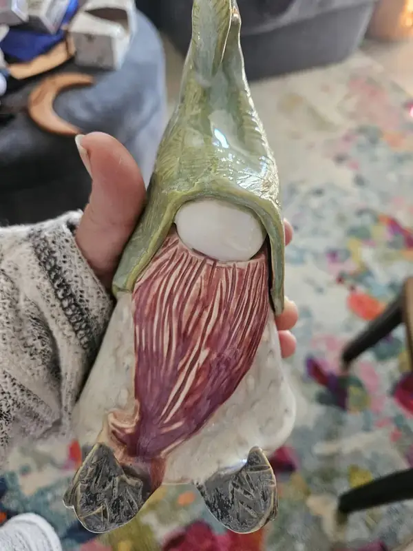 Handcrafted pottery by Crystal O'Neil, gallery photo 29